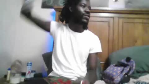 Snapshot of 252slim chatting on 10.16.25 252slim online show from 10.16.25