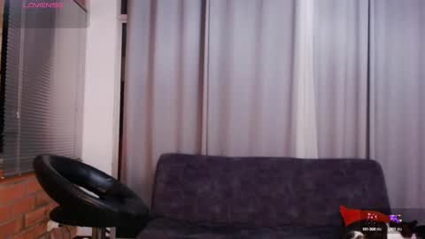 Snapshot of 2acidgirls chatting on 02.09.25 2 ACIDGIRLS online show from 02.09.25