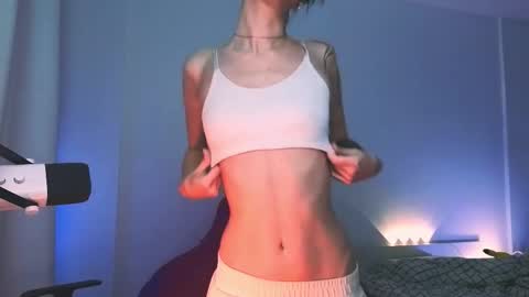 Snapshot of 2b_ chatting on 02.17.26 Sasha weekend from 14 to 27 November online show from 02.17.26