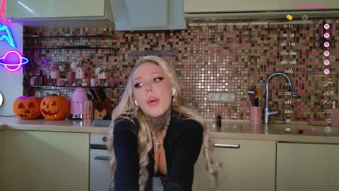     30 NOV  online show from 10.30.25