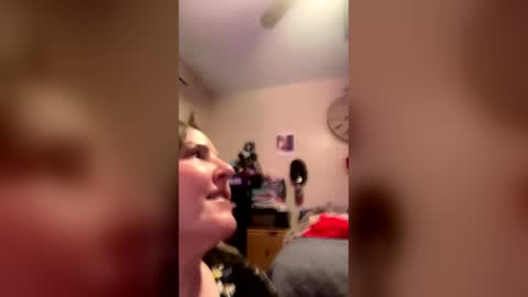 2blondesonepup online show from 05.04.26