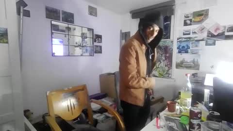 2l82agree online show from 09.26.25