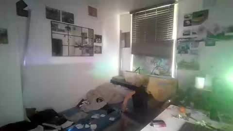 2l82agree online show from 09.27.25