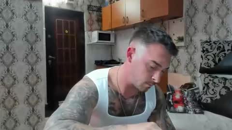 2sexymuscles online show from 10.25.25