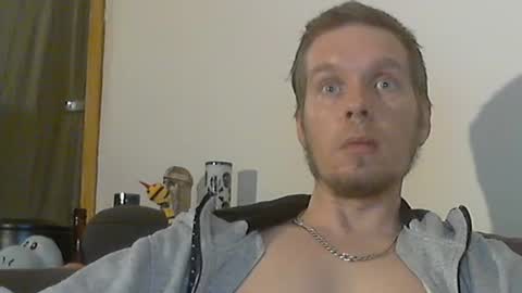 2small4you83 online show from 12.18.24