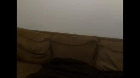 2small4you83 online show from 12.02.25