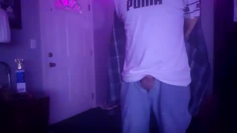 2stroke82 online show from 01.13.25