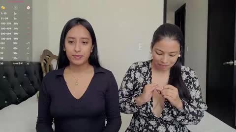 Snapshot of 2summerlove2 chatting on 01.19.25 Dalilah and Tarah online show from 01.19.25