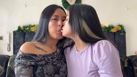 Dalilah and Tarah online show from 01.09.26