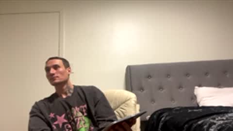 Snapshot of 369sovereign chatting on 12.17.25 369sovereign online show from 12.17.25