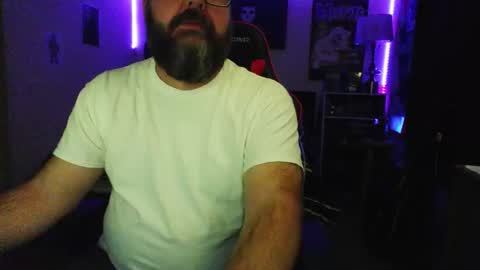 Snapshot of 3ndlessmike chatting on 11.06.25 3ndlessmike online show from 11.06.25