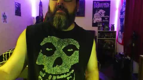 Snapshot of 3ndlessmike chatting on 11.16.25 3ndlessmike online show from 11.16.25