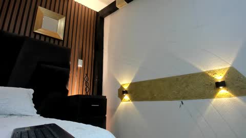 3X NAXAA online show from 10.05.25