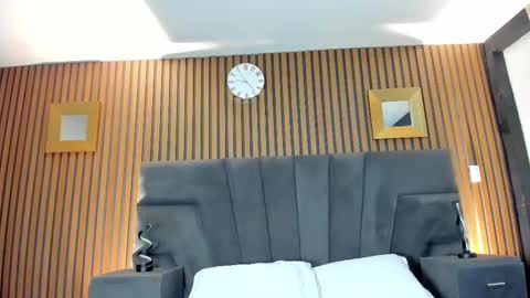 3X NAXAA online show from 10.10.25