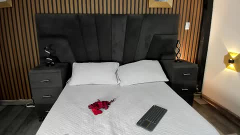 3X NAXAA online show from 10.28.25