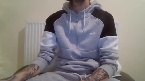 Snapshot of 420feetloverr420 chatting on 11.28.25 420feetloverr420 online show from 11.28.25