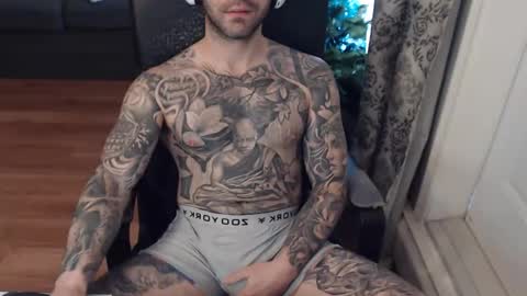 Snapshot of 420randomguy chatting on 12.01.24 Anomander Rake online show from 12.01.24