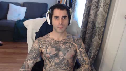 Snapshot of 420randomguy chatting on 02.02.25 Anomander Rake online show from 02.02.25