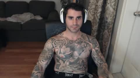 Snapshot of 420randomguy chatting on 10.22.25 Anomander Rake online show from 10.22.25