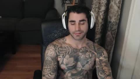 Snapshot of 420randomguy chatting on 10.29.25 Anomander Rake online show from 10.29.25