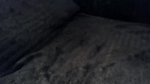 Snapshot of 4playcums4u chatting on 10.19.25 4playCums4u online show from 10.19.25