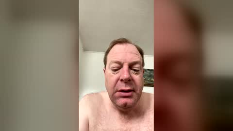 Snapshot of 4rtt43 chatting on 02.21.26 robert online show from 02.21.26