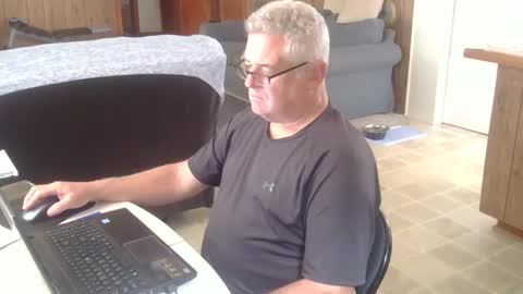 Snapshot of 55mnc chatting on 11.22.25 Joe online show from 11.22.25