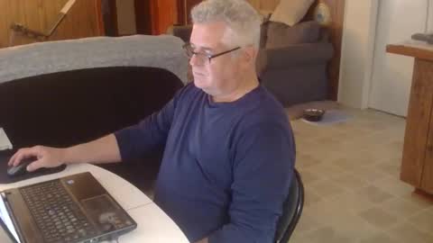 Snapshot of 55mnc chatting on 12.05.25 Joe online show from 12.05.25