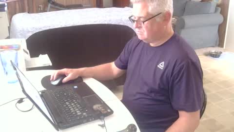 Snapshot of 55mnc chatting on 12.14.25 Joe online show from 12.14.25