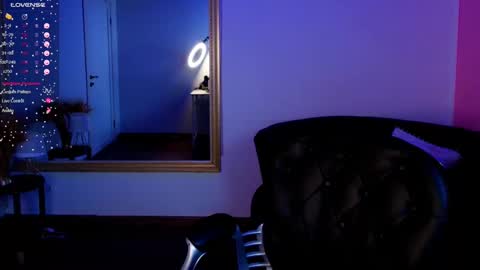 Snapshot of 5th_e1ement chatting on 02.10.25 5th_e1ement online show from 02.10.25