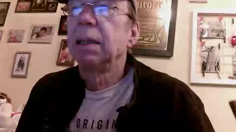 Snapshot of 64shorty chatting on 12.01.25 64shorty online show from 12.01.25