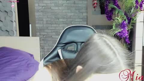 Snapshot of 666mia666 chatting on 12.04.24 Mia my pvt is open and lovense is active online show from 12.04.24