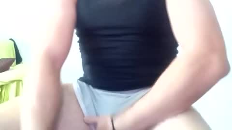 Snapshot of 69angelito69 chatting on 10.18.25 69angelito69 online show from 10.18.25