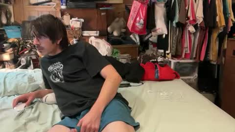 Snapshot of 69j0hndo chatting on 11.01.25 FUCKR online show from 11.01.25