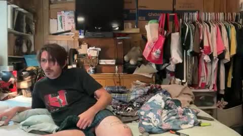 Snapshot of 69j0hndo chatting on 11.15.25 FUCKR online show from 11.15.25