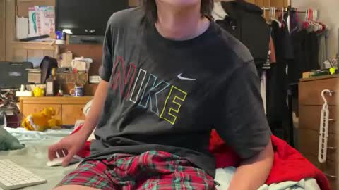 Snapshot of 69j0hndo chatting on 12.13.25 FUCKR online show from 12.13.25