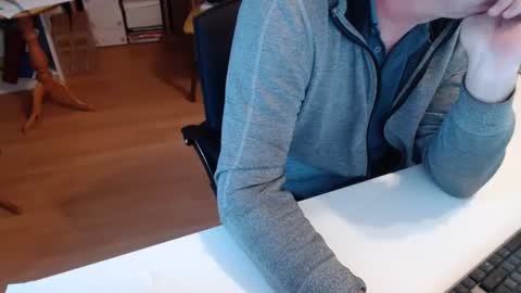 69pifpaf online show from 12.04.24