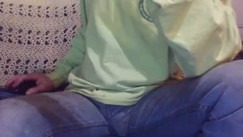 Snapshot of 69sextoyboy69 chatting on 01.01.25 69sextoyboy69 online show from 01.01.25