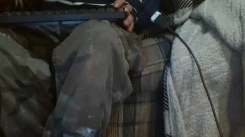 Snapshot of 69sextoyboy69 chatting on 01.03.25 69sextoyboy69 online show from 01.03.25