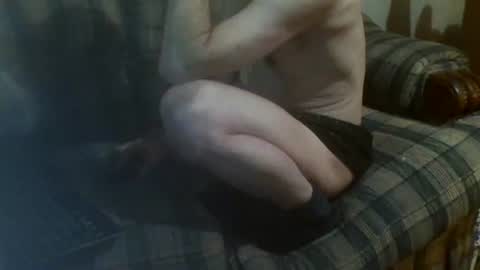 Snapshot of 69sextoyboy69 chatting on 01.22.25 69sextoyboy69 online show from 01.22.25