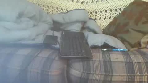 Snapshot of 69sextoyboy69 chatting on 01.26.25 69sextoyboy69 online show from 01.26.25