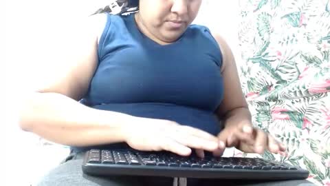 Snapshot of 69smallstar chatting on 01.12.26 star online show from 01.12.26