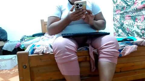 Snapshot of 69smallstar chatting on 01.18.26 star online show from 01.18.26