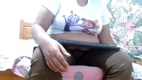 Snapshot of 69smallstar chatting on 03.01.26 star online show from 03.01.26