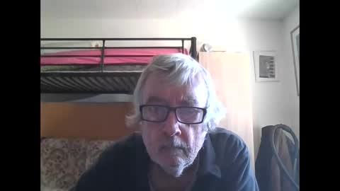 Snapshot of 78kiss chatting on 09.30.25 78kiss online show from 09.30.25