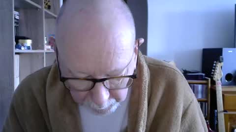  Papi  online show from 02.01.25