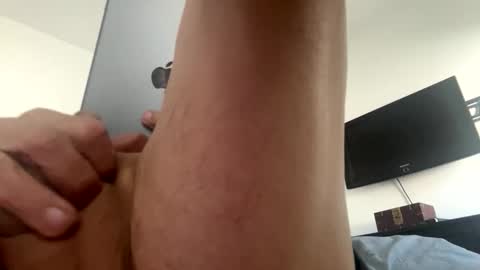 Snapshot of 89days chatting on 02.22.26 89days online show from 02.22.26