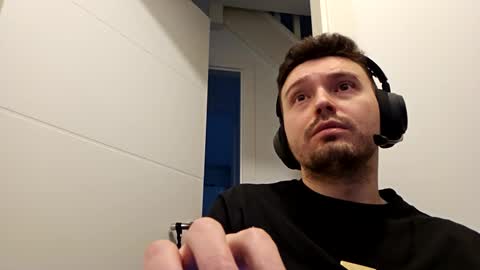 Snapshot of 8inchdude93 chatting on 11.11.25 8inchdude93 online show from 11.11.25