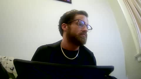 Snapshot of 90210screamer chatting on 12.12.24 90210screamer online show from 12.12.24