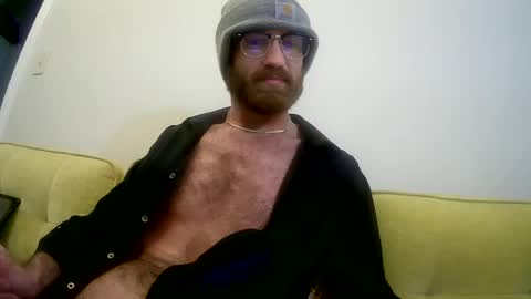 Snapshot of 90210screamer chatting on 12.12.24 90210screamer online show from 12.12.24